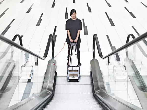 Bormoutils-NILFISK-autolaveuse-CA330-galerie3