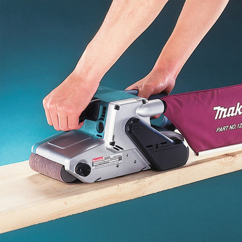 Ponçeuse à bande Makita 9404J